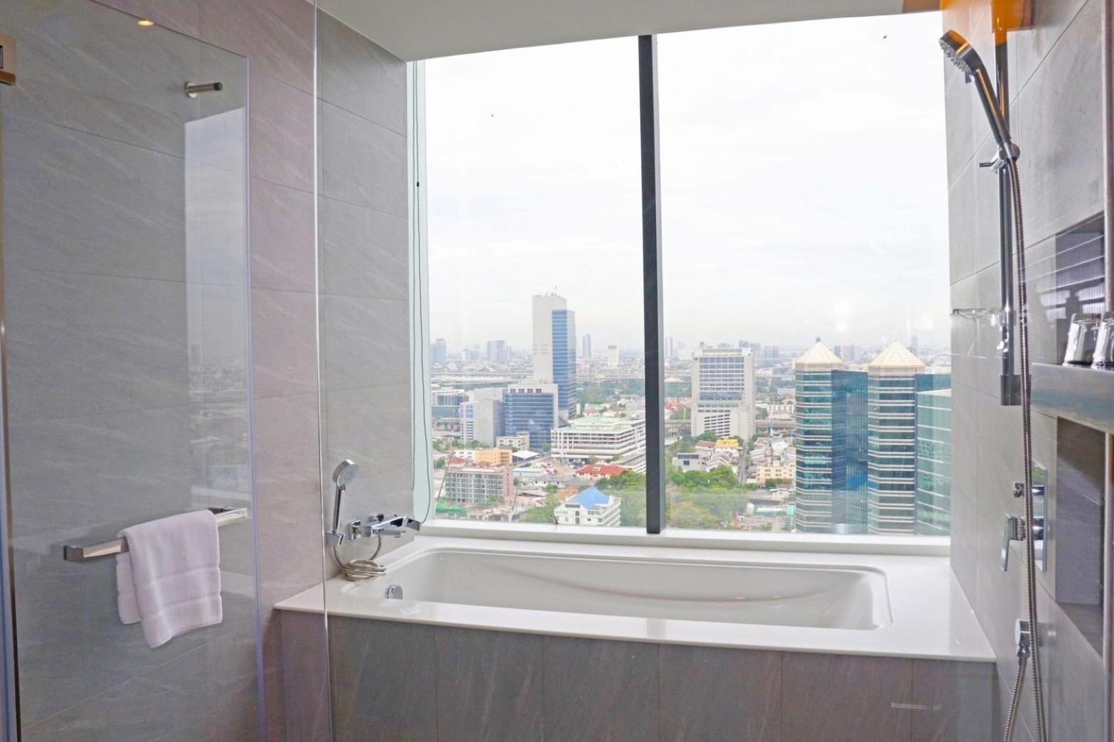 Hotel The Quarter Ratchayothin By Uhg Bangkok Exterior foto