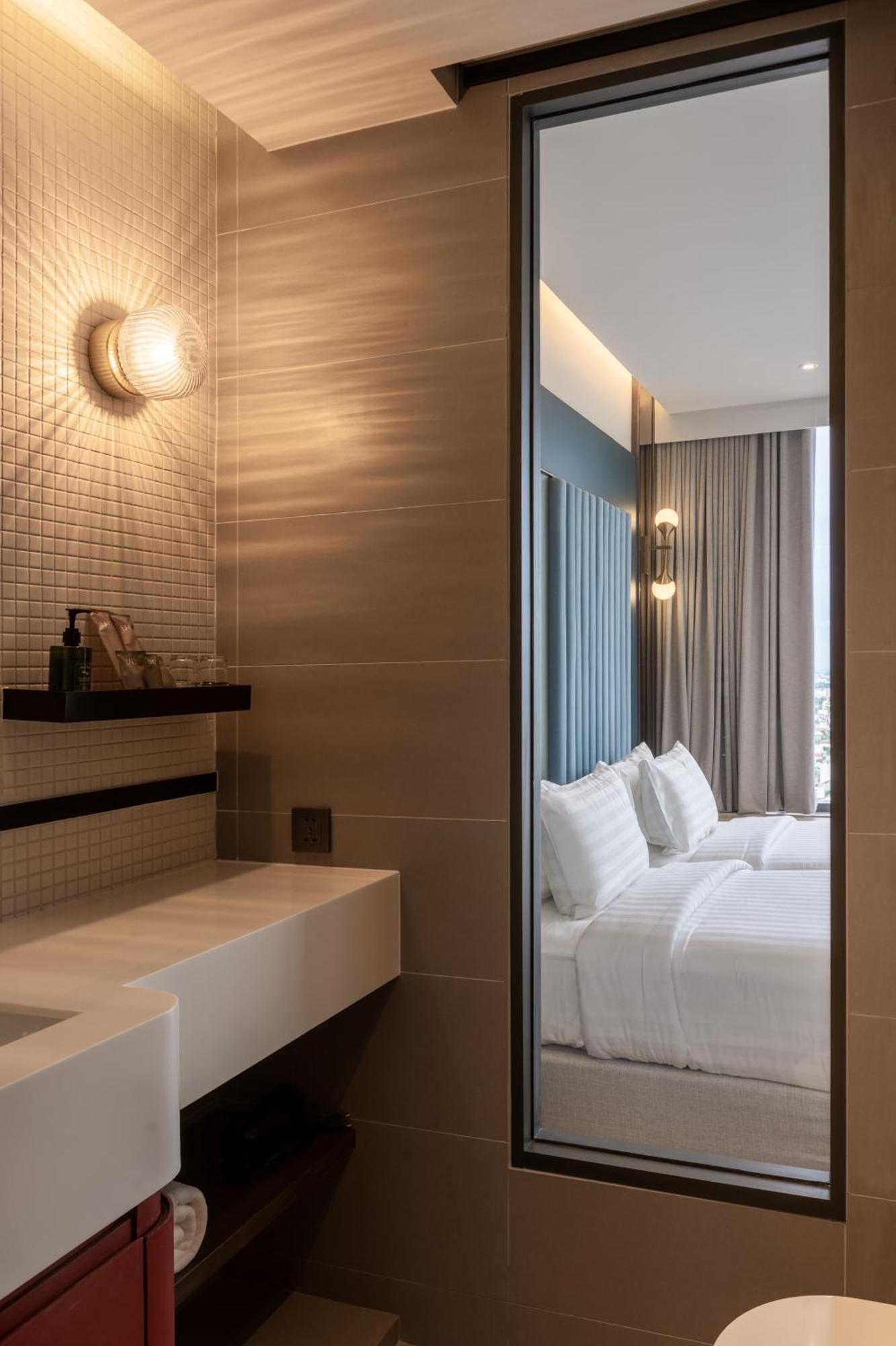 Hotel The Quarter Ratchayothin By Uhg Bangkok Exterior foto
